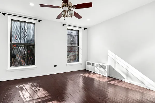 Rented by Corcoran | media 18