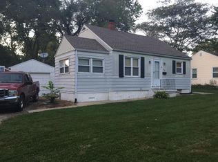 1524 W Sheley Rd, Independence, MO 64052