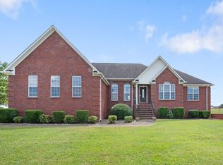 11 Elizabeth Cir, Fayetteville, TN 37334