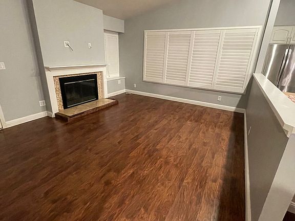 2nd image of 206 Martinvale Ln