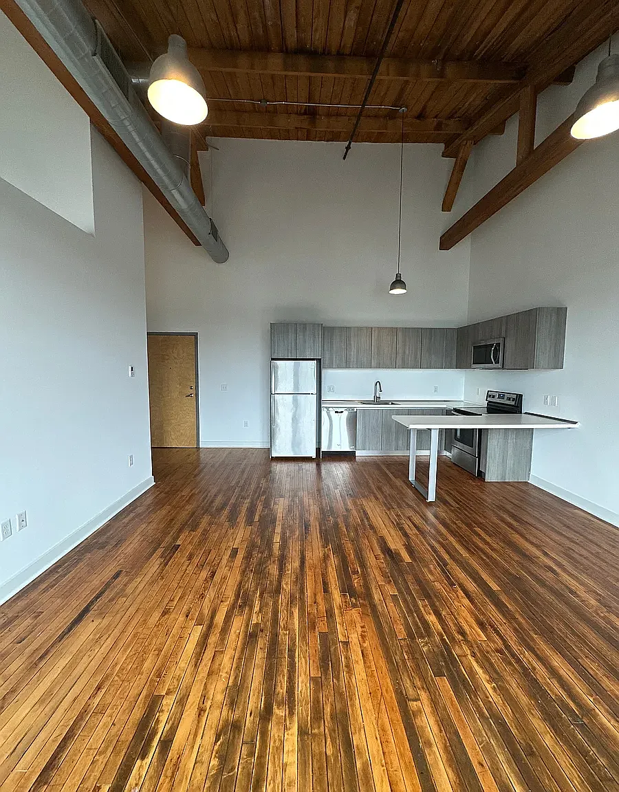1 bed, 650 sqft, $1,925 — Photo 1