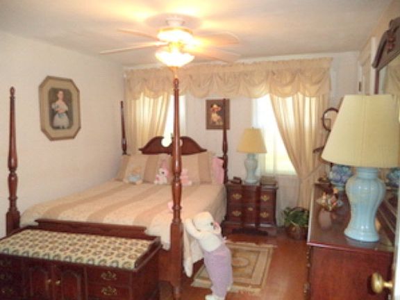 4th image of 189 Cline Ave
