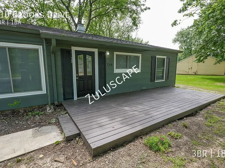 710 Brooks Dr — Photo 22