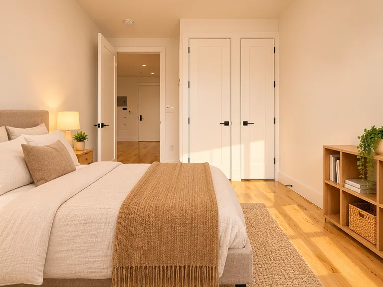 1647 New York Ave #3B — Photo 4