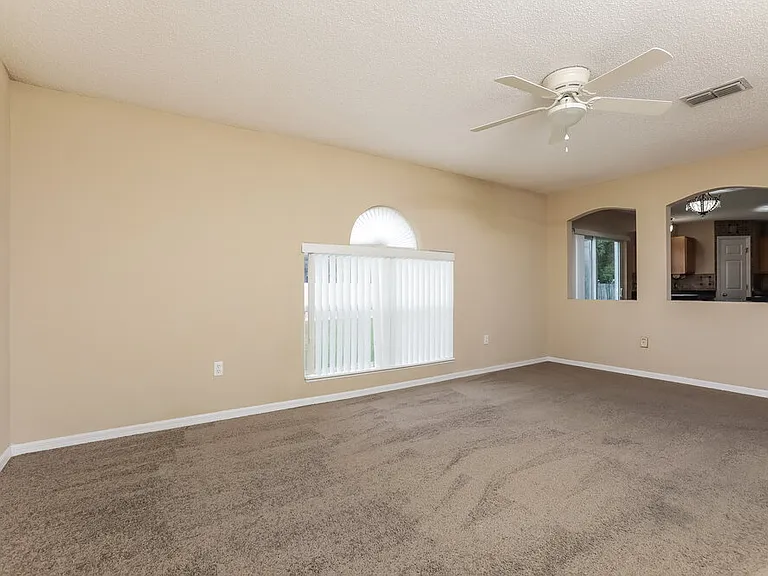 1762 Hillandale Ave — Photo 4
