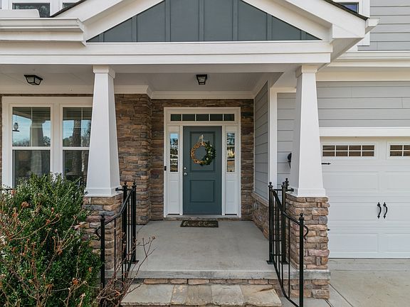 5th image of 230 Parrish Ln
