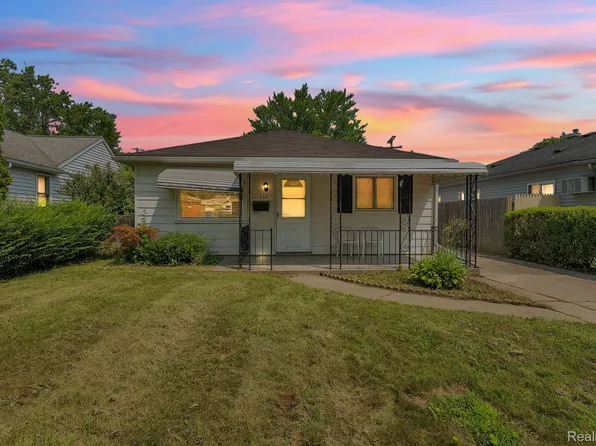 21334 Powers Ave, Dearborn Heights, MI 48125