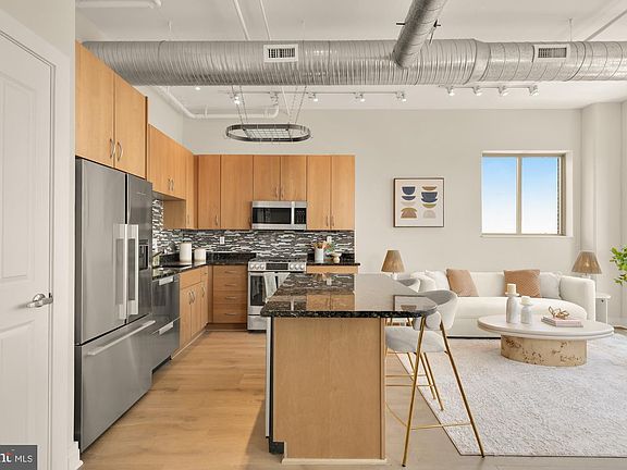 3rd image of 301 Massachusetts Ave NW APT 1103