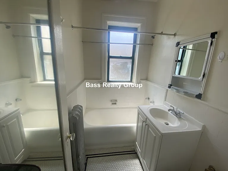 5114 S Blackstone Ave #B17 — Photo 15