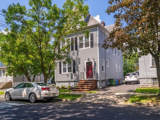 529 E Blancke St, Linden, NJ 07036