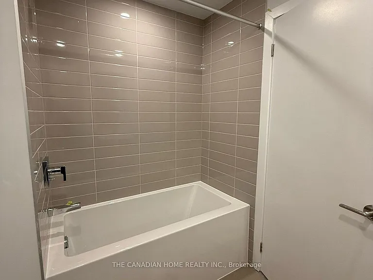 430 Square One Dr #2902 — Photo 12