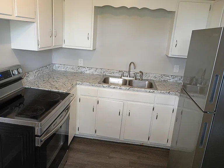 2527 Washington Pike #D6 — Photo 1