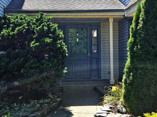 55 Kensington Court #4, Freehold, NJ 07728