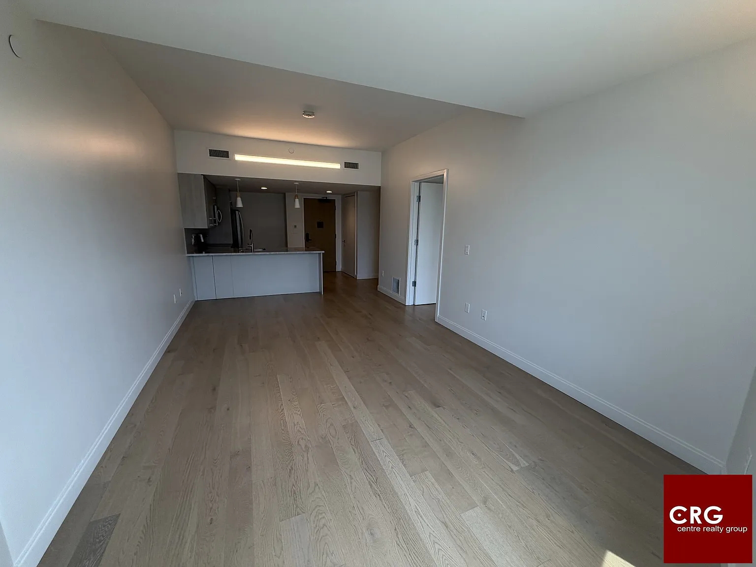 2 bed, 2.0 bath, 948 sqft, $4,700 — Photo 3