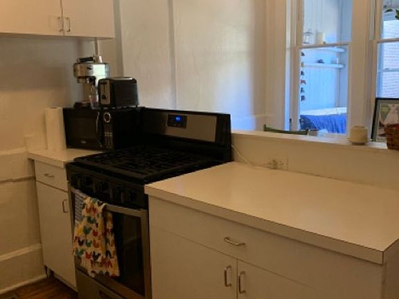 3rd image of 2253 N Magnolia Ave APT 1