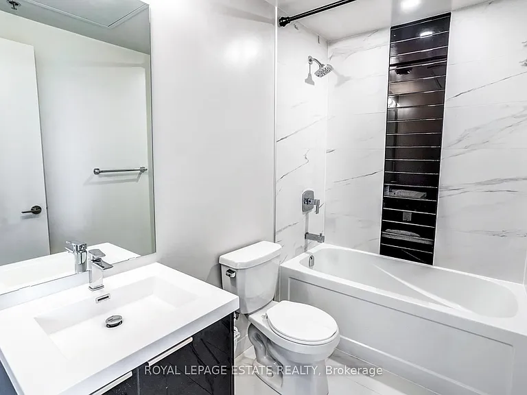 90 Glen Everest Rd #816 — Photo 10
