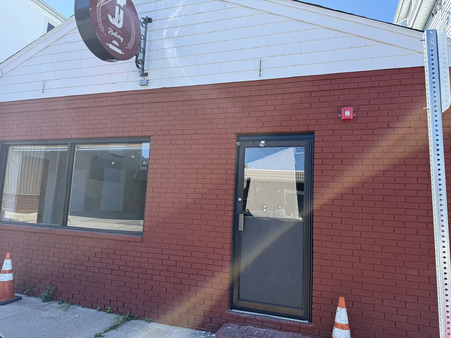297 Lindsey Street / 105-109 George Street - Bakery — Photo 2