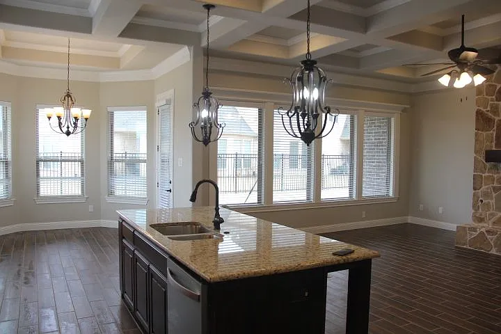 2113 Clive Dr — Photo 19