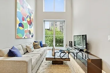 Rented by Rennit Inc.