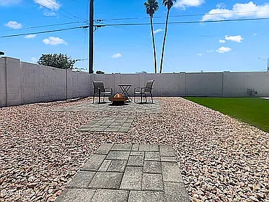 8201 E Whitton Ave — Photo 21