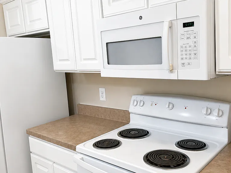 1905 N Lincoln Ave #1 — Photo 7