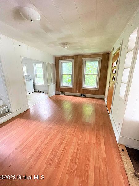 5th image of 7 Ridge Avenue