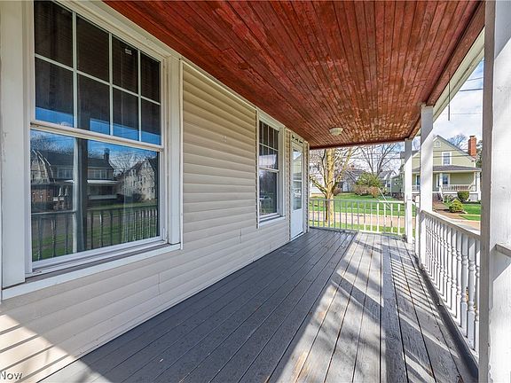 5th image of 147 Woodrow Ave
