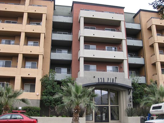4th image of 838 Pine Ave Unit 402