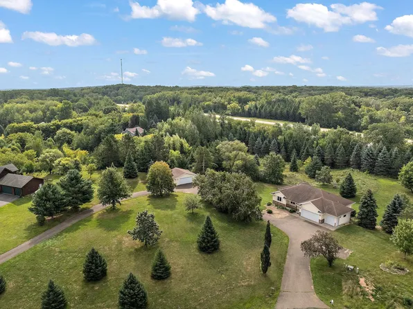 1709 41st St, Somerset, WI 54025