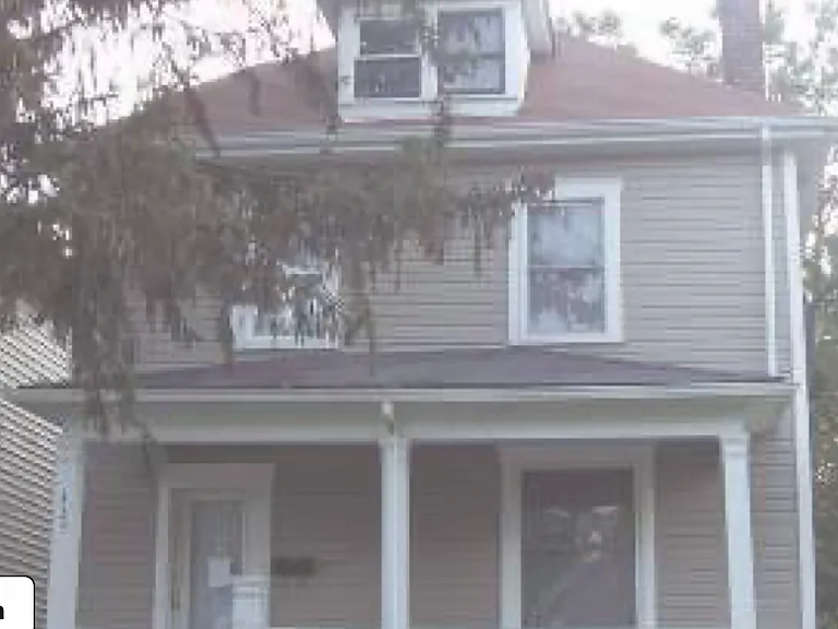 425 S Warren Ave — Photo 1