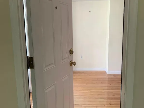 20 Phillips St, Boston, MA