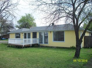 2119 Castle Ave, Roseburg, OR 97471
