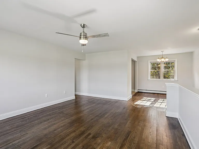 Kings Gardens Apartments — Photo 7