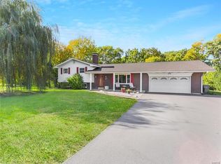 7325 Deer Hill Rd, Waterloo, IL 62298