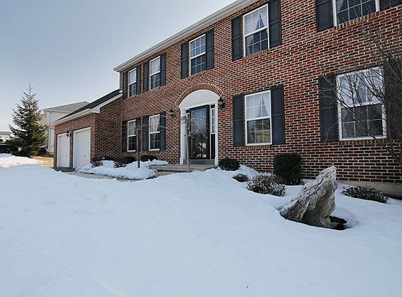 3rd image of 25 Hays Ln
