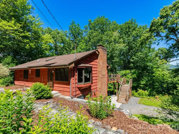 168 Blossom Rdg, Leicester, NC 28748
