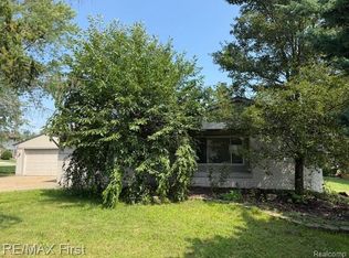 5603 Patricia Ave, Shelby Township, MI 48317