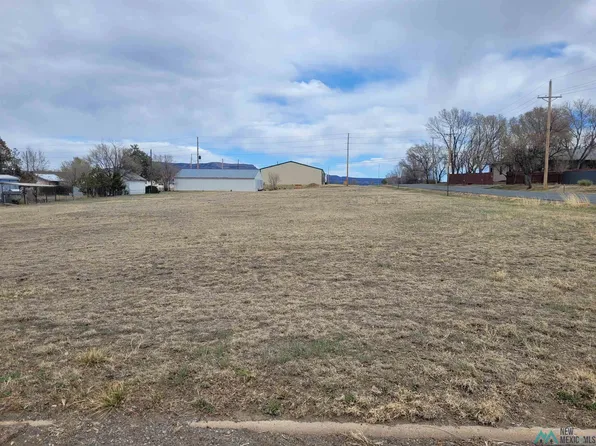 Woodrow Ave, Raton, NM 87740