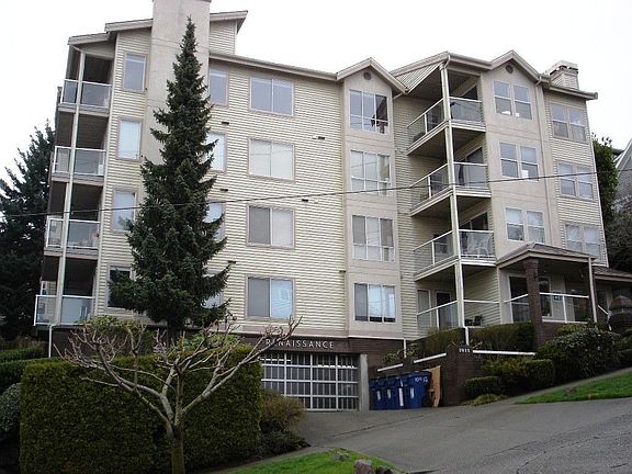 3rd image of 1011 5th Ave N APT 303
