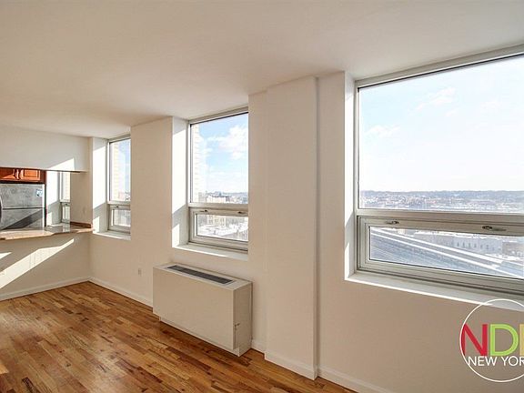 4th image of 358 Grove St Suite 2D