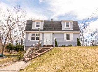 34 Greensboro Rd, Dedham, MA 02026