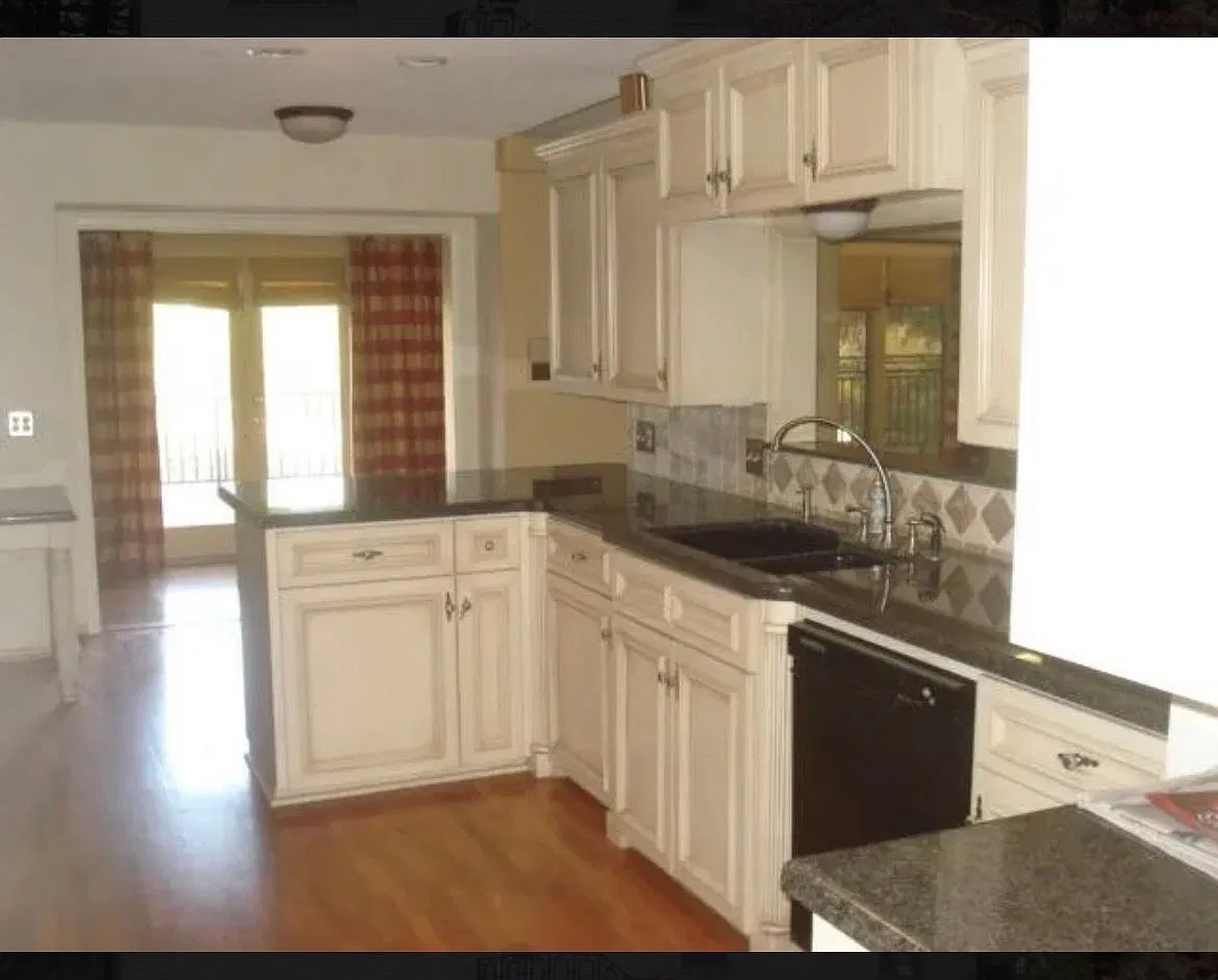 2424 S Boston Ave — Photo 1