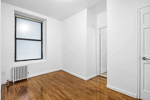 Rented by Compass | media 13