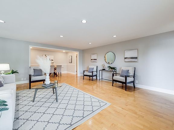 4th image of 3586 Londonderry Dr