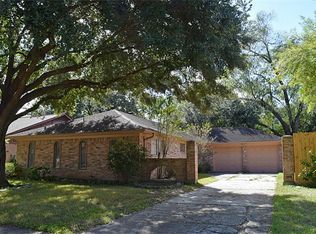 9323 Sanford Rd, Houston, TX 77031