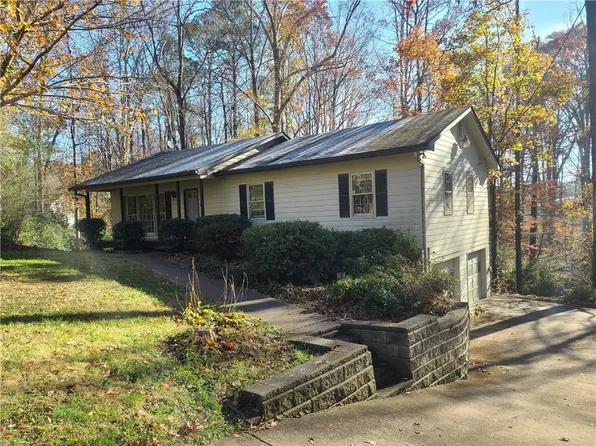 2702 Bent Creek Dr NW, Acworth, GA 30152