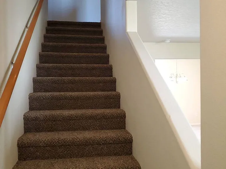 460 Laguna Dr — Photo 10