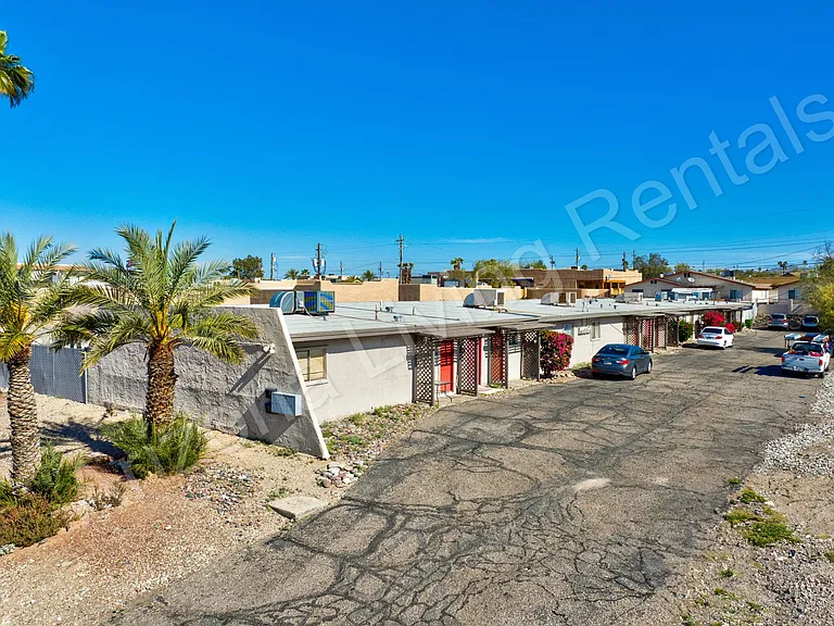 2065 Mesquite Ave #2 — Photo 1