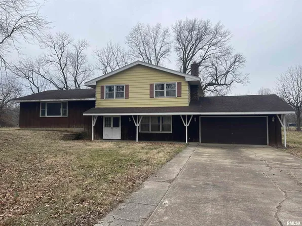 10555 E Stotlar Rd, Marion, IL 62959