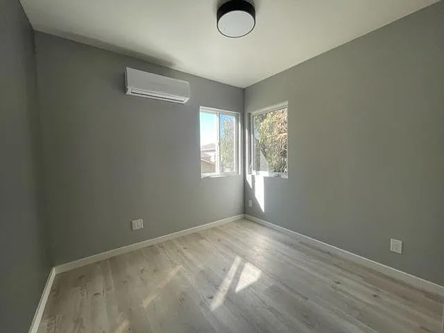 2815 Filbert St #C — Photo 7